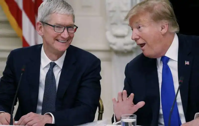 tim cook donald trump 3