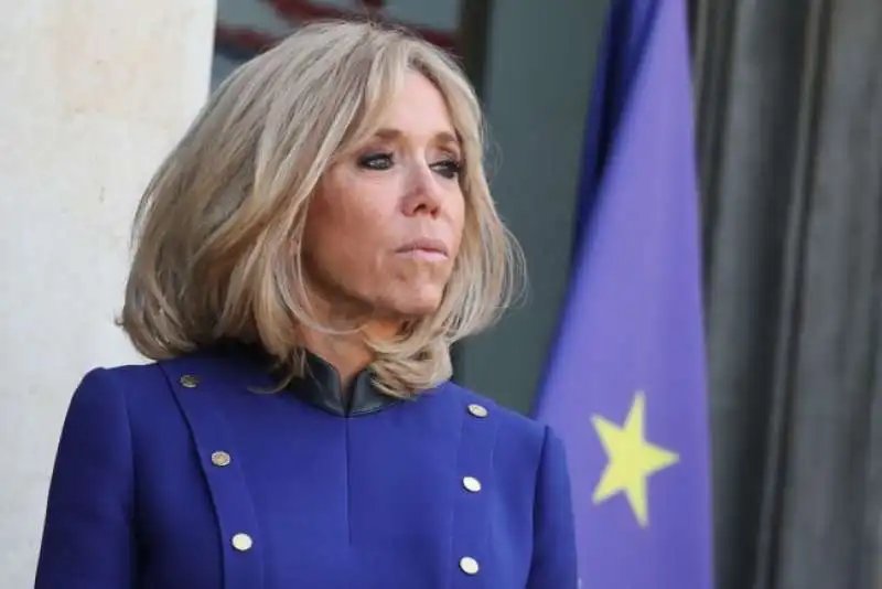 brigitte macron 1