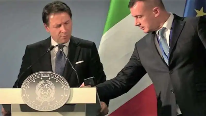 giuseppe conte e rocco casalino