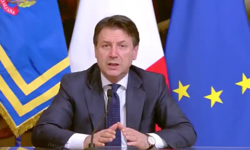 giuseppe conte in diretta facebook 1