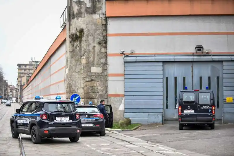 milano, rivolta dei detenuti al carcere di san vittore 3