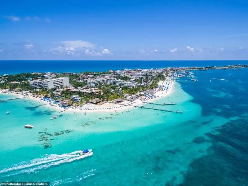  playa norte, isla mujeres, mexico 