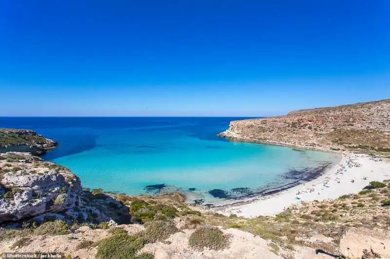 spiaggia dei conigli, lampedusa, sicily 