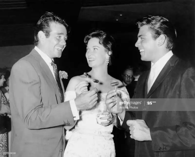 stuart whitman con la moglie patricia