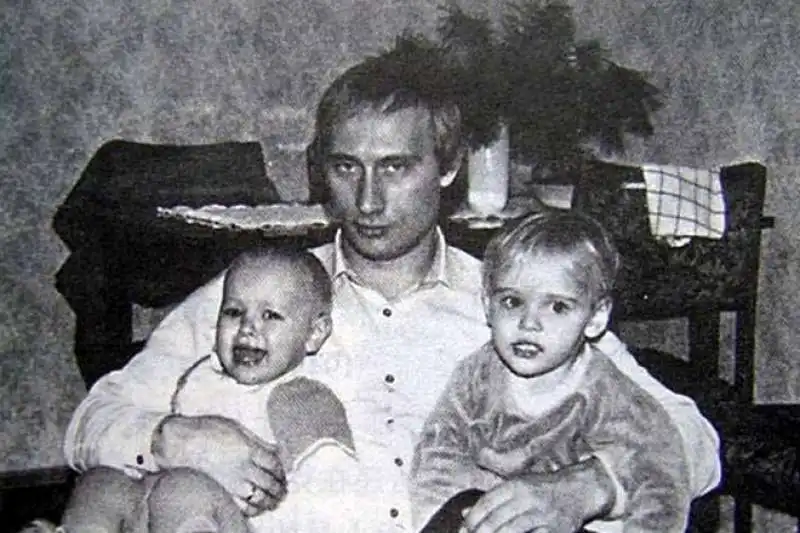 vladimir putin e le figlie ekaterina e maria