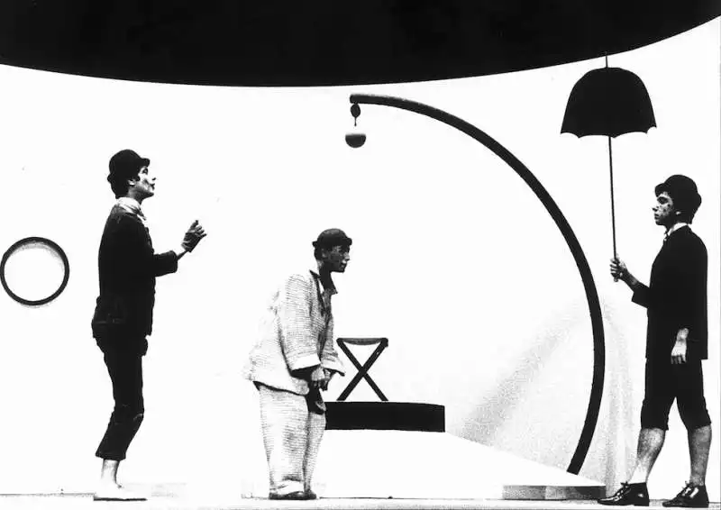 aspettando godot al teatro duse di genova   1965   lisetta carmi 