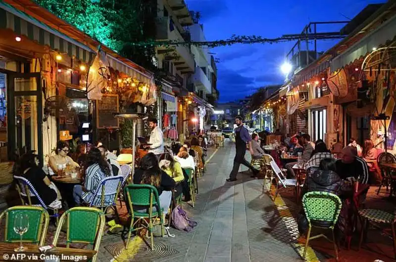 bar e ristoranti affollati in israele 11