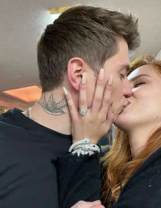 bella thorne e benjamin mascolo  1