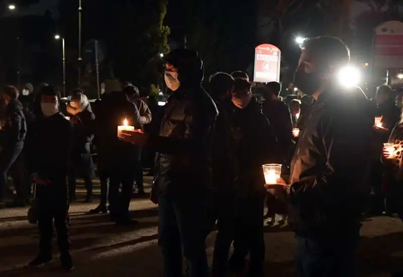 fiaccolata degli operatori della notte  foto di bacco (8)