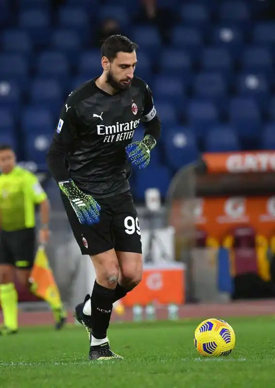 gigio donnarumma foto mezzelani gmt 033