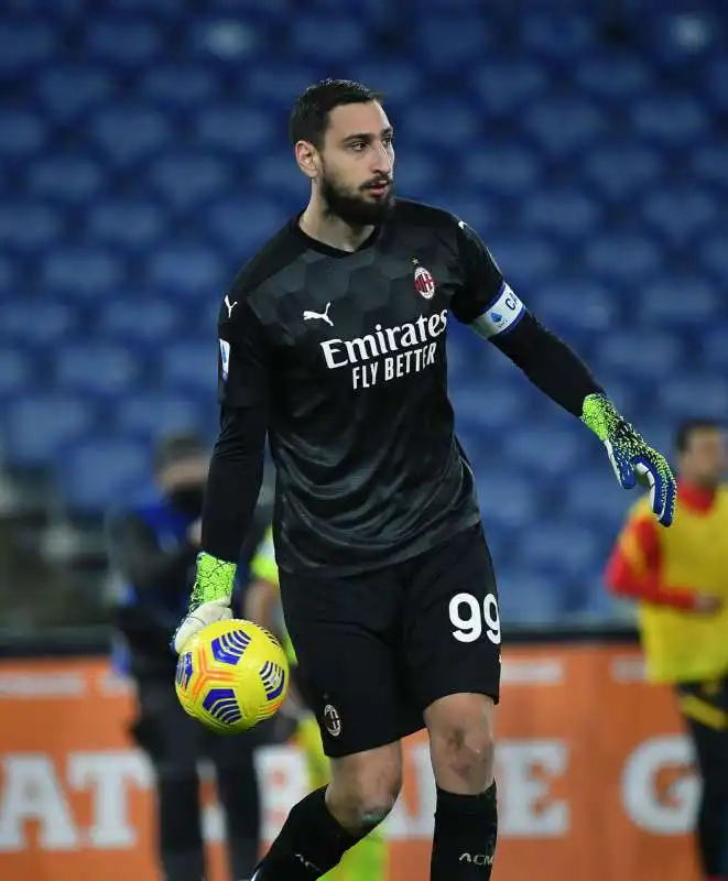 gigio donnarumma foto mezzelani gmt 037