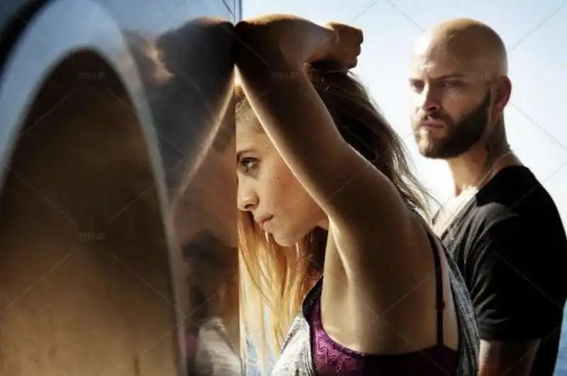 greta scarano alessandro borghi   suburra