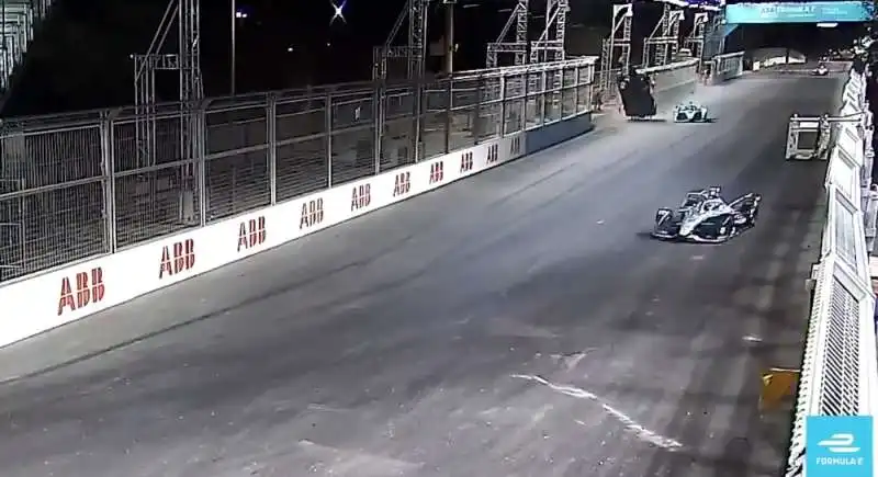 incidente alex lynn in formula e 2