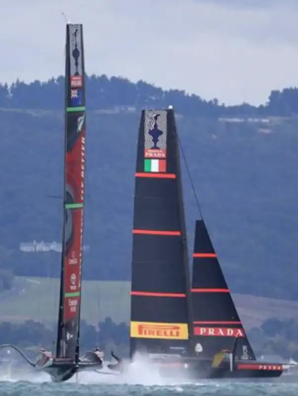 LUNA ROSSA TEAM NEW ZEALAND