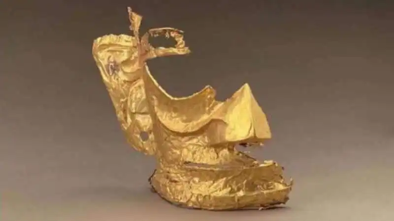 maschera d'oro in cina 5