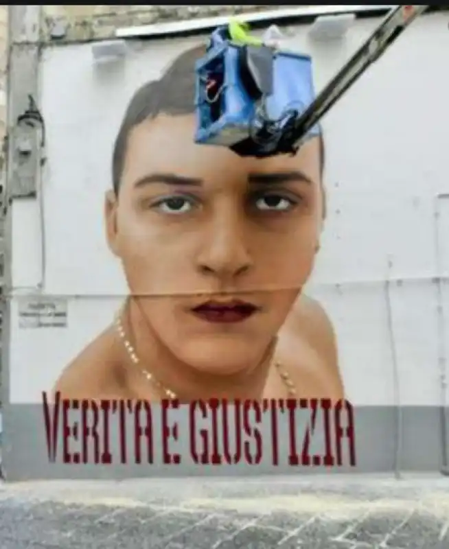 MURALES NAPOLI CAMORRA