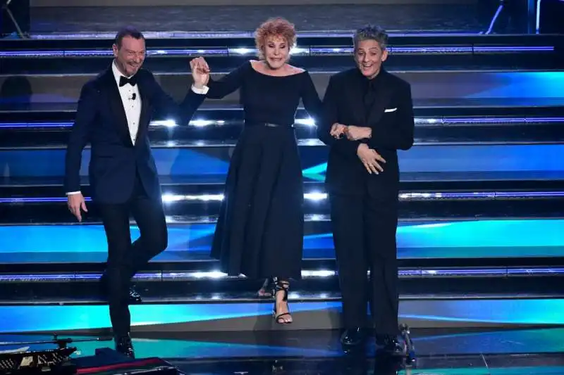 ornella vanoni, fiorello e amadeus