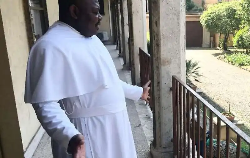 padre gratien alabi 12