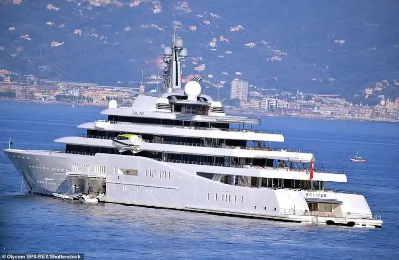 solaris, il nuovo yacht di roman abramovich 5