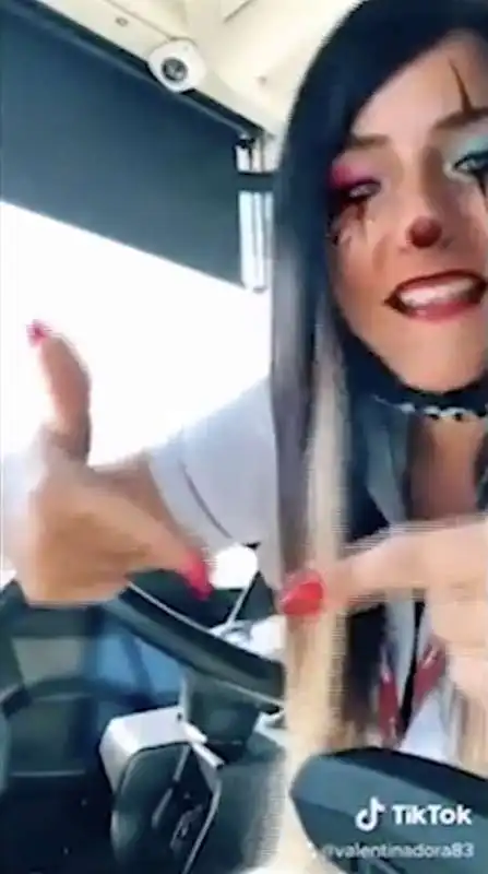 valentina d'orazio – autista atac su tiktok 2