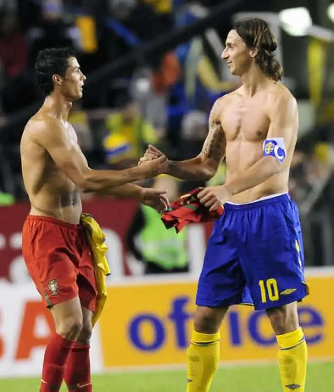 CRISTIANO RONALDO E ZLATAN IBRAHIMOVIC