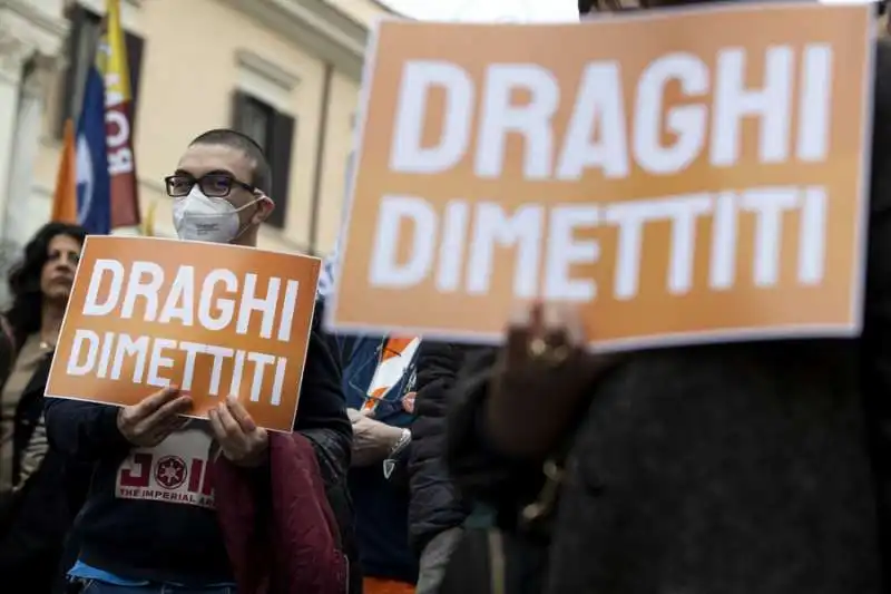 draghi dimettiti   manifestazione di alternativa