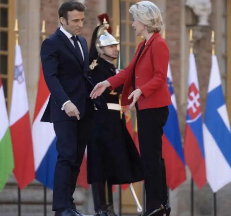 emmanuel macron ursula von der leyen 