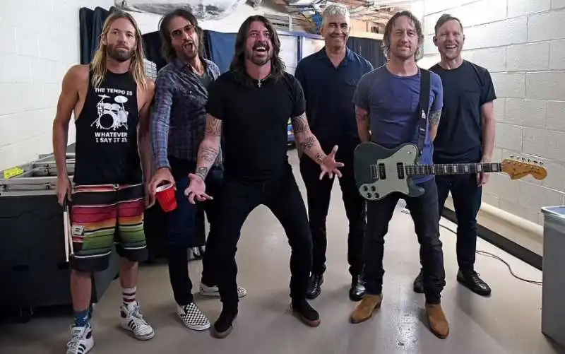 foo fighters. 