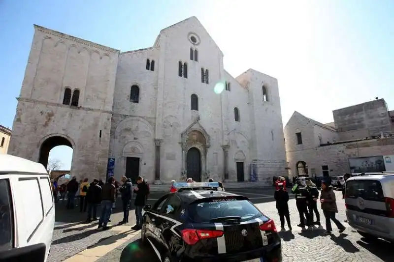 furto basilica di san nicola di bari