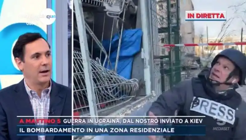 il giornalista mediaset fausto biloslavo colpito da una cassetta della frutta a kiev 2