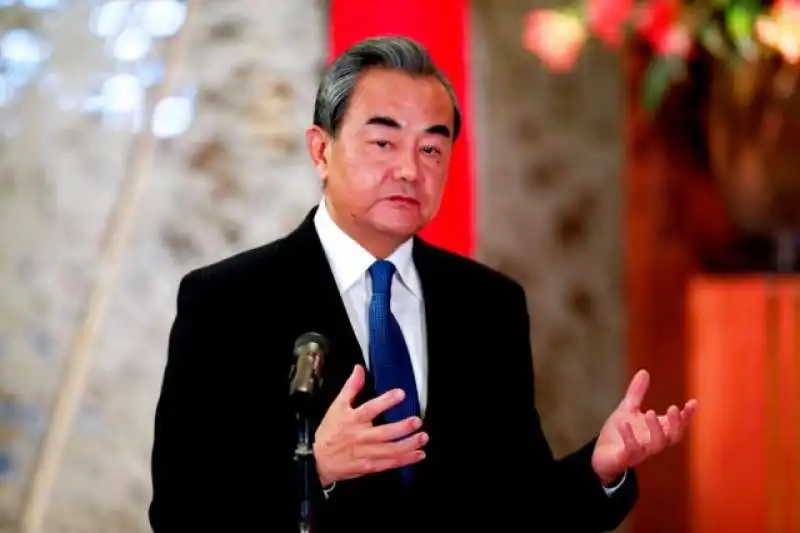 il ministro degli esteri cinese wang yi 2