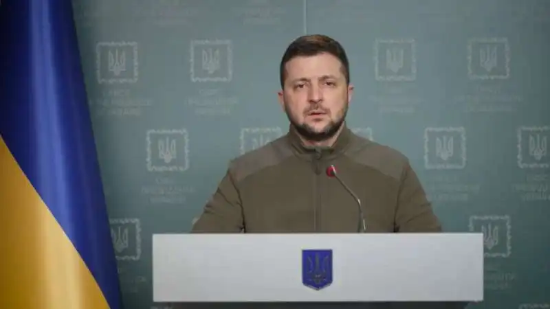 IL VIDEO MESSAGGIO DI ZELENSKY AL PARLAMENTO FRANCESE