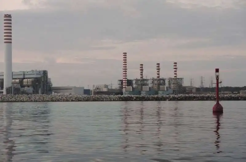 la centrale di carbone a civitavecchia