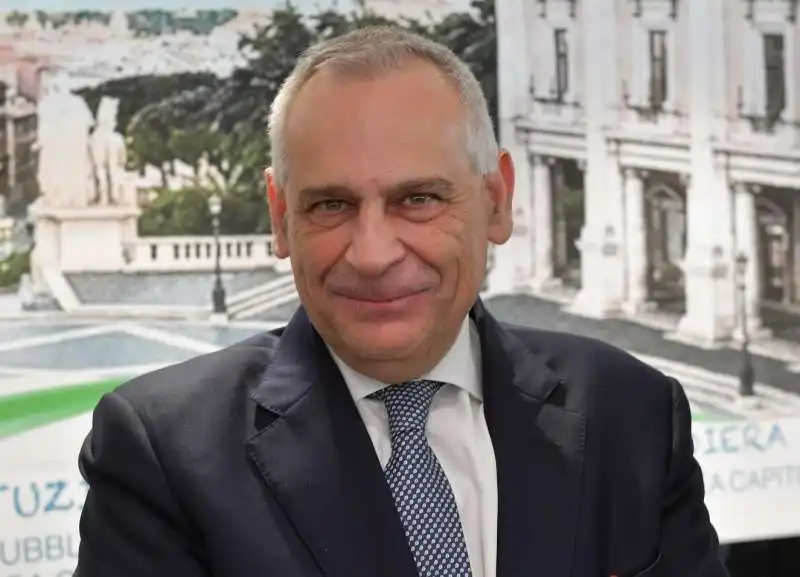 lamberto giannini capo della polizia  foto di bacco