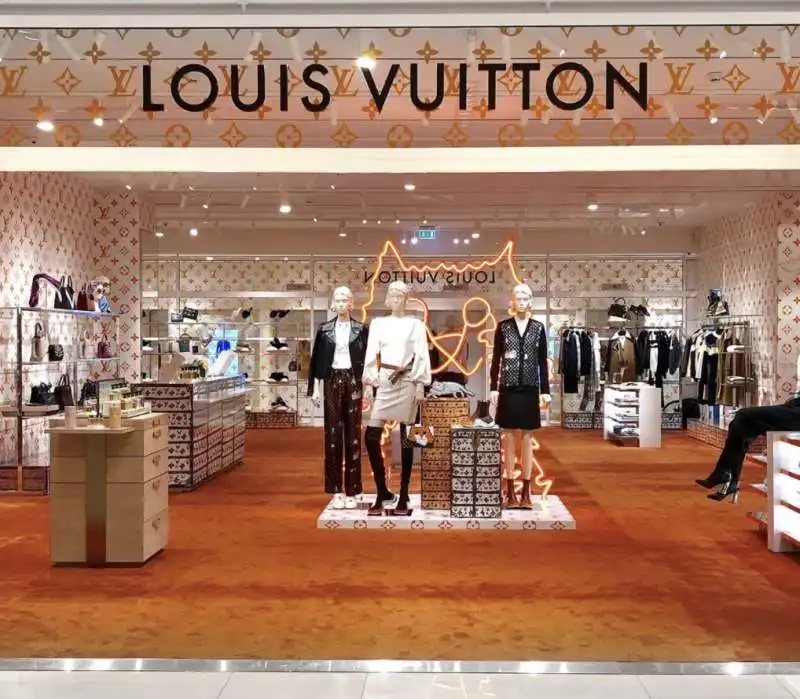 louis vuitton  