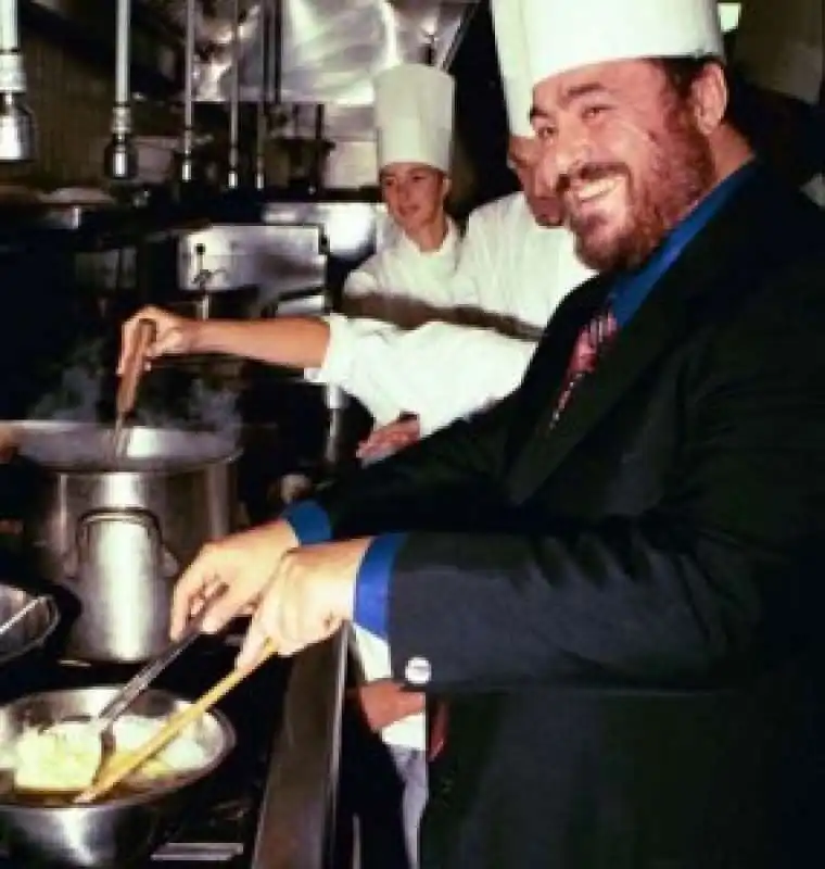 luciano pavarotti e il cibo 11