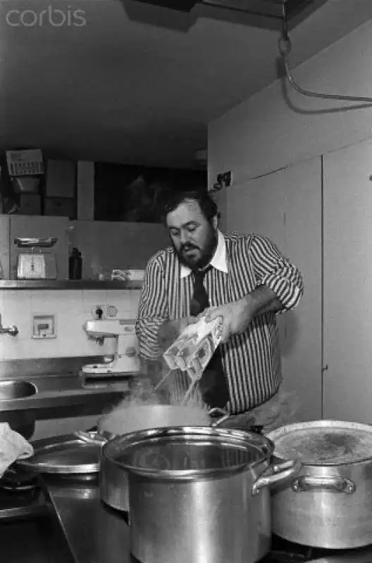 luciano pavarotti e il cibo 14