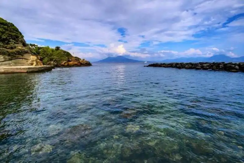 mare del golfo di napoli 7