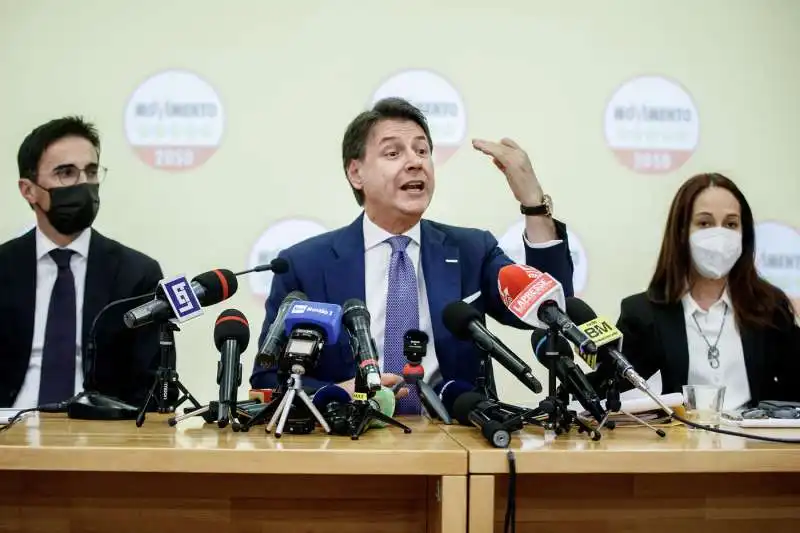 mario turco giuseppe conte paola taverna  