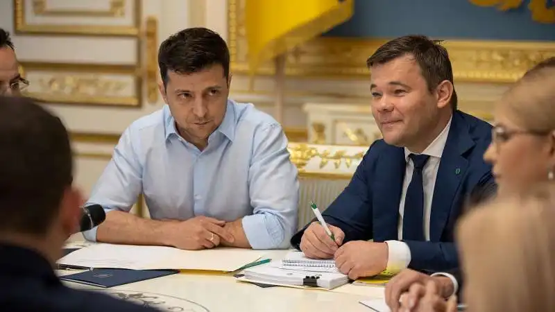 volodymyr zelensky yuriy kostyuk   