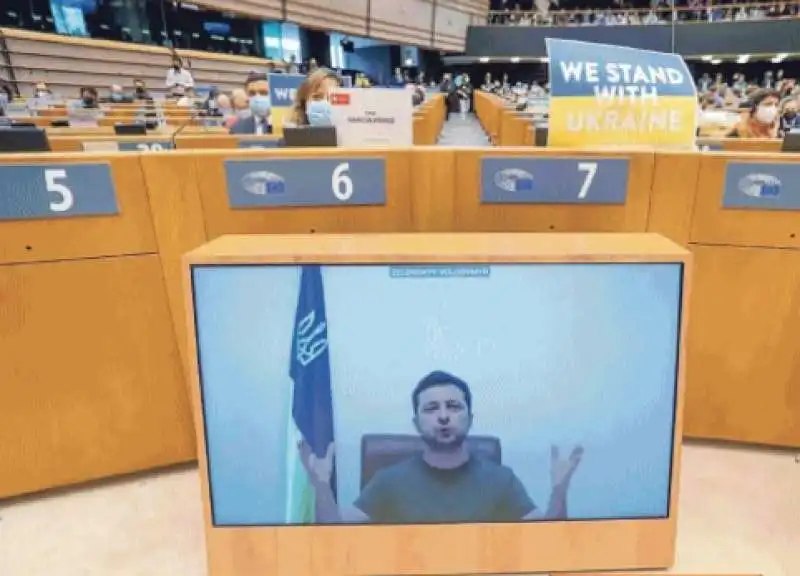 ZELENSKY PARLA AL PARLAMENTO EUROPEO