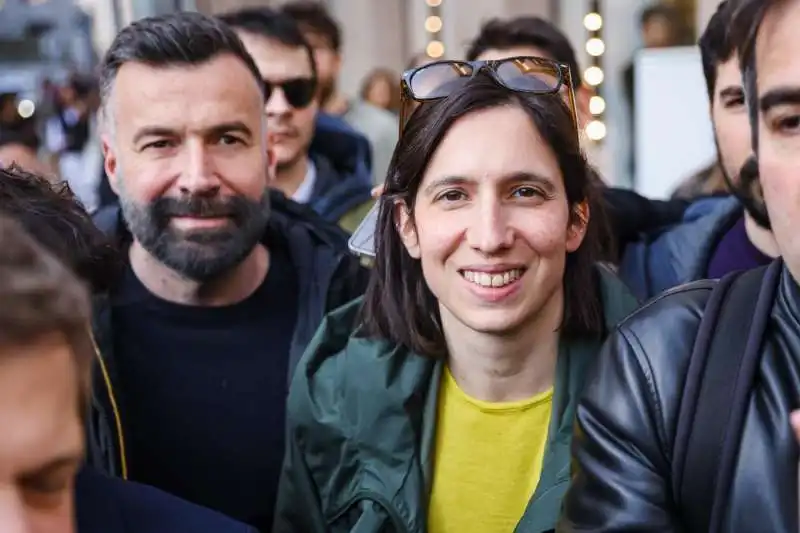 alessandro zan e elly schlein manifestazione per le coppie omogenitoriali a milano, piazza della scala   1