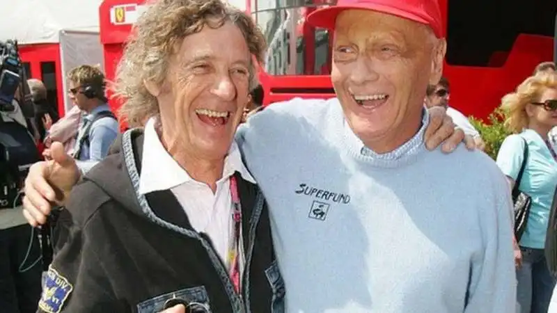 ARTURO MERZARIO NIKI LAUDA