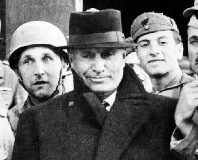 BENITO MUSSOLINI E LA REPUBBLICA DI SALO