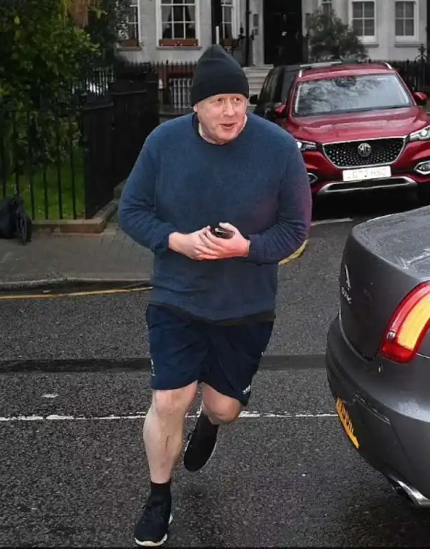 boris johnson fa jogging