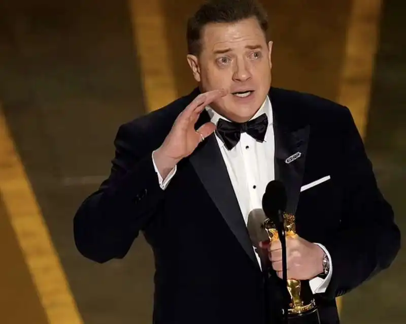 brendan fraser oscar 2023. 