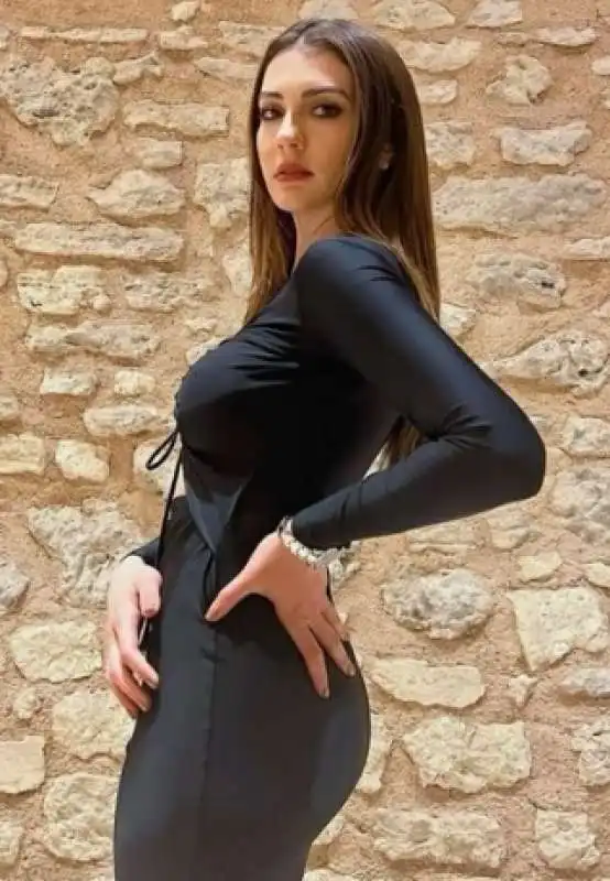 BURCU OZBERK 