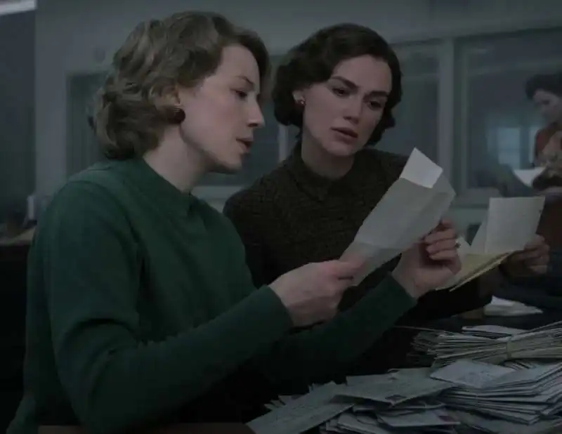 carrie coon keira knightley    lo strangolatore di boston  