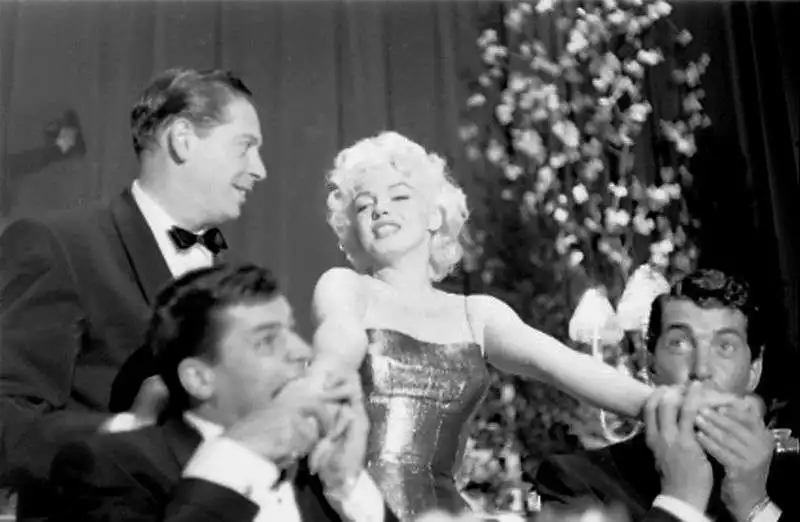 dean martin jerry lewis milton berle marilyn monroe