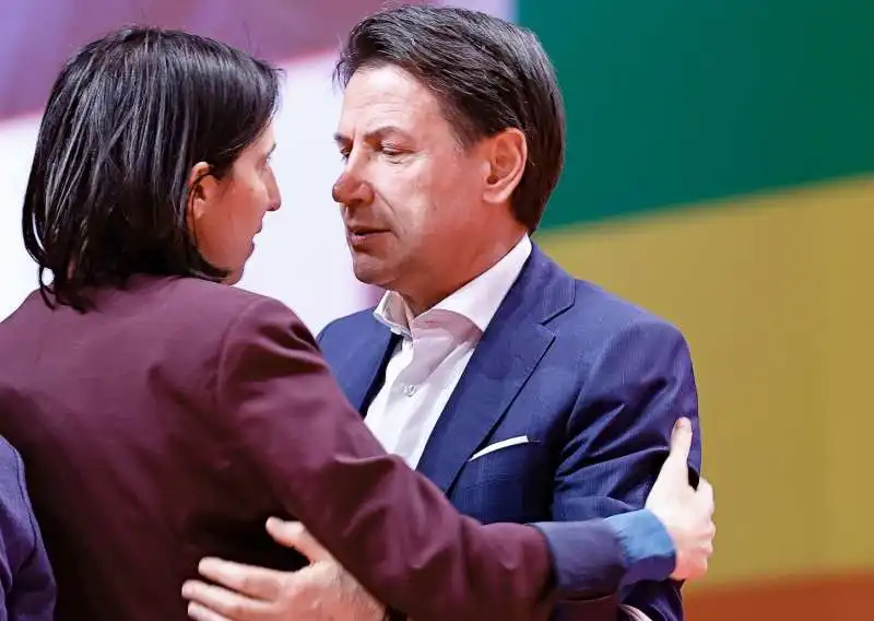 ELLY SCHLEIN GIUSEPPE CONTE 